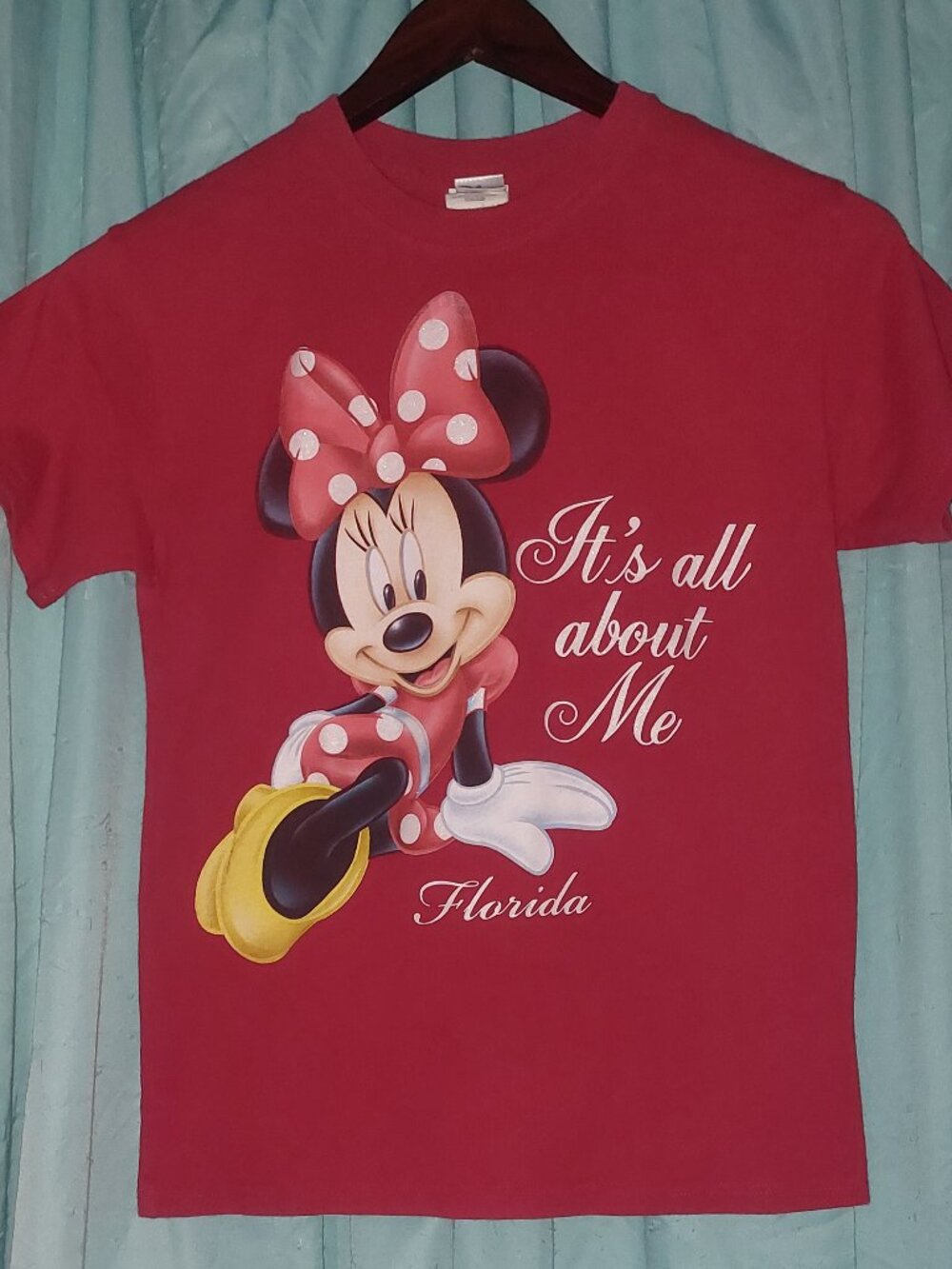 Disney Youth Minnie Mouse "It's all about me" Tee Youth Large